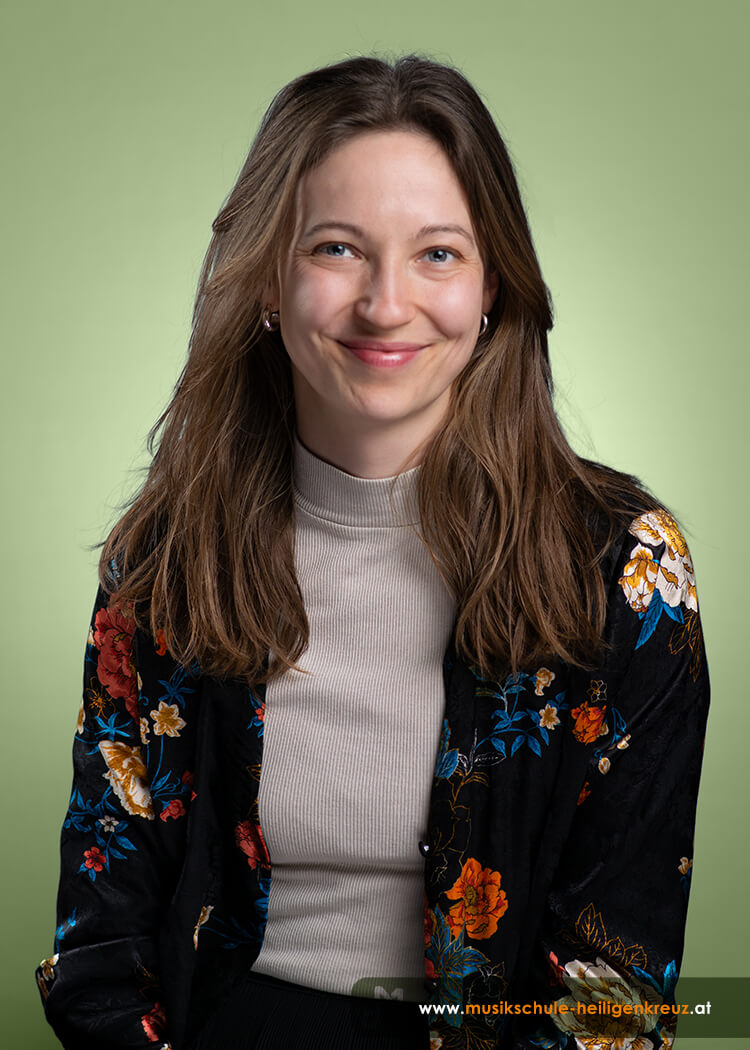 Gabrijela Susek, BA BA MA